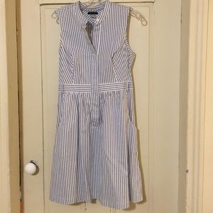 Summer dress with belt